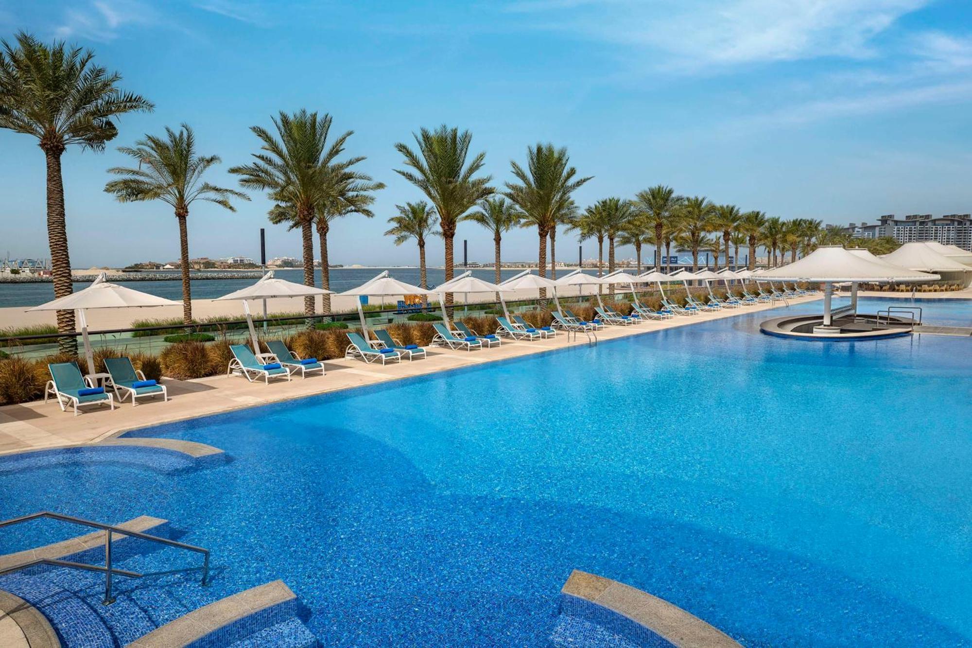 Hilton Dubai Palm Jumeirah Екстериор снимка