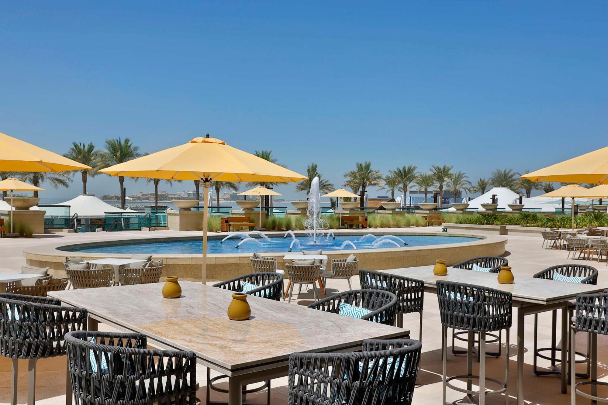 Hilton Dubai Palm Jumeirah Екстериор снимка