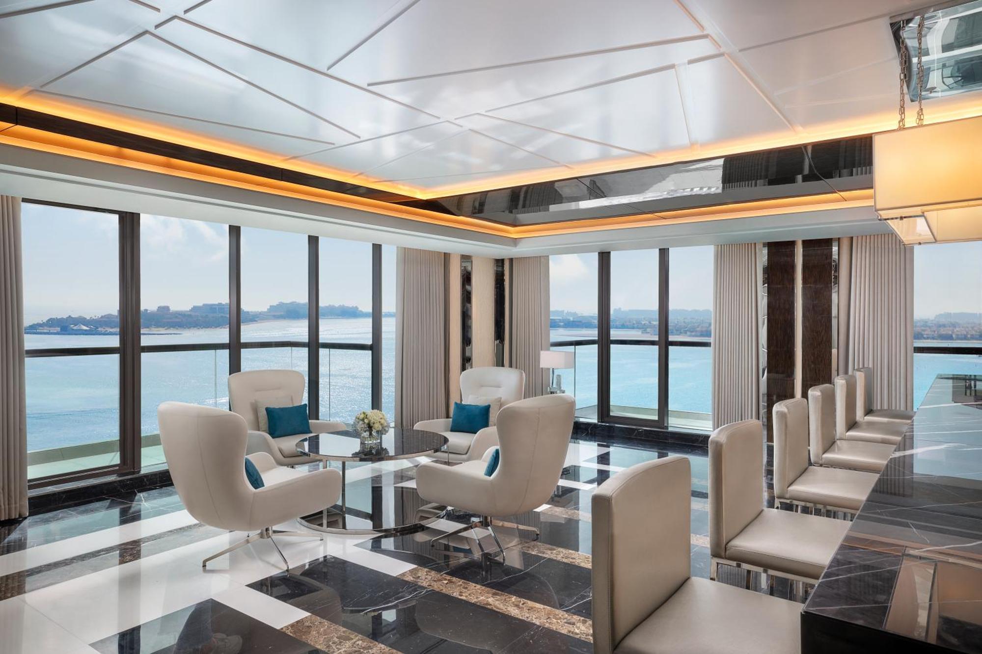 Hilton Dubai Palm Jumeirah Екстериор снимка