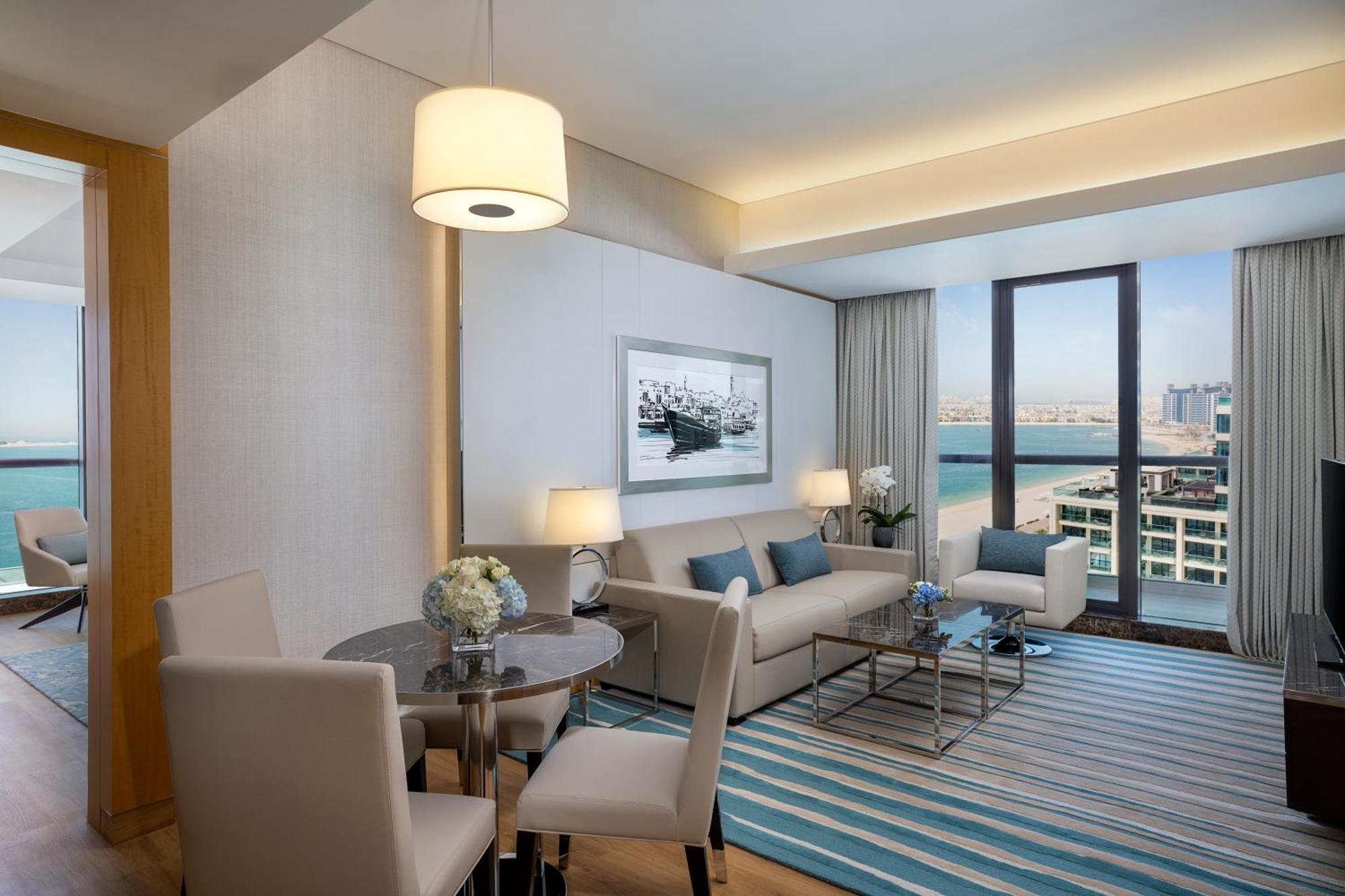 Hilton Dubai Palm Jumeirah Екстериор снимка